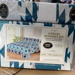 New 6pc King Bedsheet Set - 8600 Series Teal & Navy Geometric Diamond Print